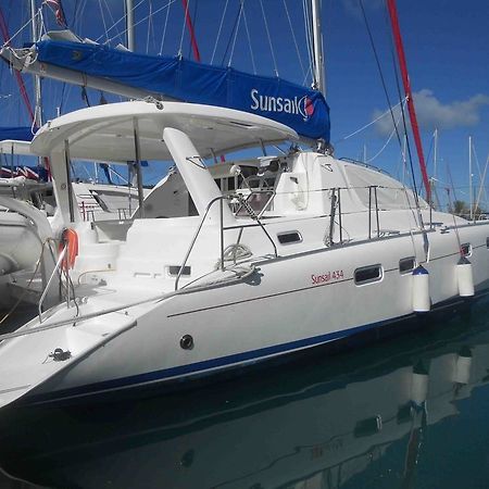 Hotel Tahiti Sail And Dive Vaitape Exterior foto